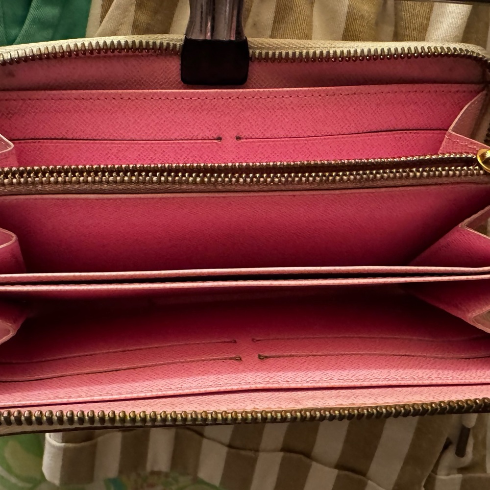 Louis Vuitton Pink and Brown Wallet with Gold Zipper - Picture 3 of 7